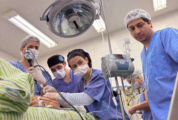 Hospital realiza cirurgia in&eacute;dita em crian&ccedil;a com deformidade na mand&iacute;bula