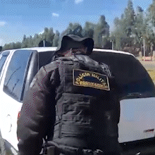 Homem &eacute; preso dirigindo uma Blazer abarrotada com quase 1 tonelada de maconha