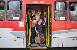 Enquete: 59% n&atilde;o acreditam em resultados pr&aacute;ticos da CPI do transporte