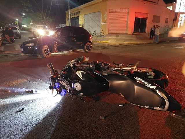 Motociclista morre ap&oacute;s colis&atilde;o com motorista sem CNH 