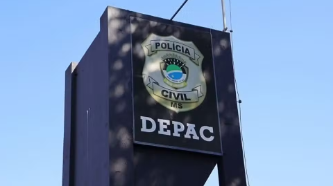 Dois s&atilde;o baleados na sa&iacute;da de boate e suspeita &eacute; de guerra entre fac&ccedil;&otilde;es