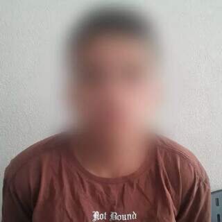 Adolescente de 14 anos ligado &agrave; fac&ccedil;&atilde;o e suspeito de homic&iacute;dios &eacute; apreendido