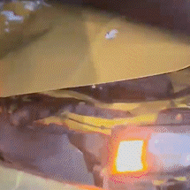 Motorista abandona Camaro ap&oacute;s atropelar motociclista em rodovia