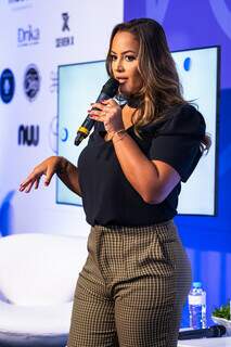 Tubar&atilde;o do Shark Tank Brasil, Camila Farani far&aacute; palestra na Capital