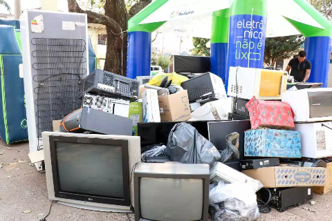 UFMS realiza semana de arrecada&ccedil;&atilde;o de lixo eletr&ocirc;nico em todos os c&acirc;mpus 