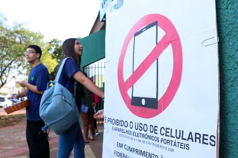 Em 6 meses, proibi&ccedil;&atilde;o de celular em escolas de MS elevou notas e disciplina 
