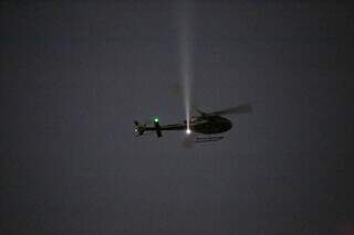 Com helic&oacute;ptero, opera&ccedil;&atilde;o mira furtos e tr&aacute;fico em bairros de alta criminalidade