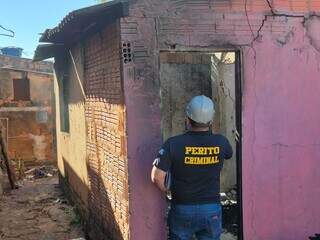 Casa que pegou fogo e homem morreu queimado era invadida por usu&aacute;rios de drogas