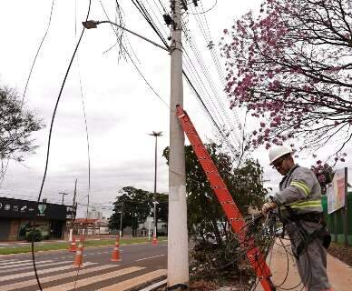 Parceira no interior come&ccedil;a a resolver emaranhado de fios que complica a Capital
