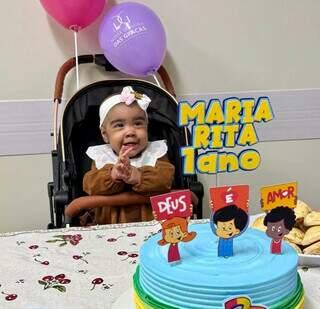 Ap&oacute;s 1 ano de luta, medula chegou e Maria finalmente foi para casa