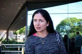 Enquanto s&oacute; um cart&oacute;rio j&aacute; arrecadou R$ 23 milh&otilde;es no ano, taxas pesam no bolso 