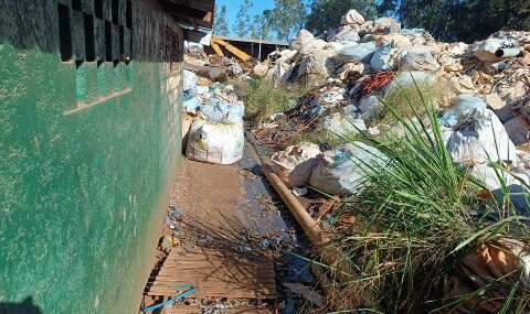 Produtos qu&iacute;micos expostos rendem multa de R$ 390 mil a empresa de reciclagem