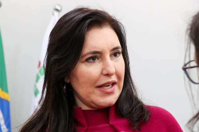 Cotada para vice de Lula e Senado em SP, Simone enfrenta resist&ecirc;ncia em casa