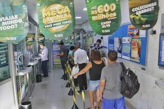 Mega-Sena sorteia pr&ecirc;mio acumulado de R$ 55 milh&otilde;es 