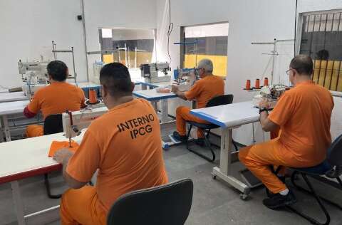 Instituto Penal inaugura oficina de corte e costura para presos