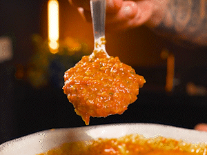 Aprenda fazer pesto de tomate seco com receita descomplicada do chef