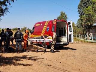 Persegui&ccedil;&atilde;o a carro roubado termina em capotagem e tentativa de fuga a p&eacute;