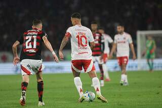 Inter x Flamengo é destaque neste domingo de abertura do returno no Brasileirão Inter x Flamengo é destaque neste domingo de abertura do returno no Brasileirão