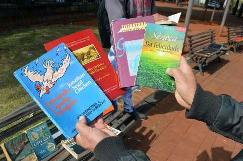 Distribui&ccedil;&atilde;o de livros marcar&aacute; celebra&ccedil;&atilde;o do Dia do Escritor na Capital