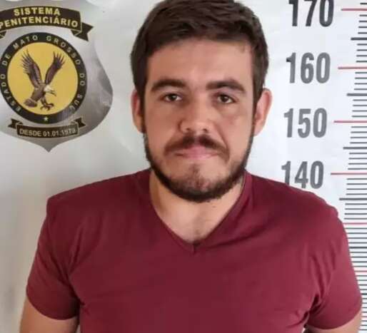 Suspeito de assassinar homem a tiros em ponto de &ocirc;nibus &eacute; preso