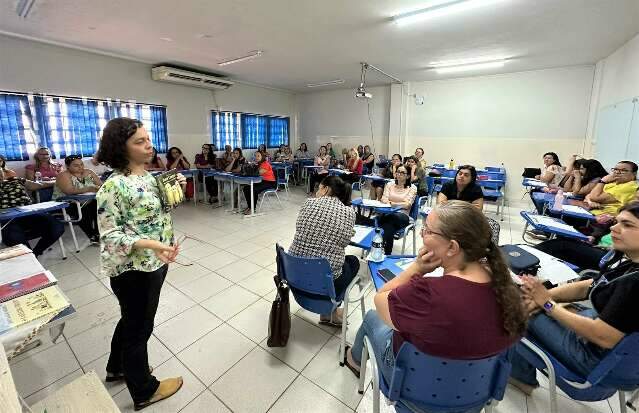 Estado destina R$ 7,5 milh&otilde;es &agrave; forma&ccedil;&atilde;o de professores dos anos iniciais