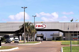 Com mais de 200 processos, JBS recusa di&aacute;logo em mutir&atilde;o sem apresentar proposta