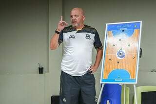 Time de MS dispensa t&eacute;cnico ap&oacute;s elimina&ccedil;&atilde;o no Brasileir&atilde;o de Futsal