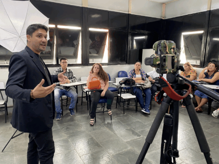 Abertas as inscri&ccedil;&otilde;es para cursos gratuitos de fotografia, beleza e vendas