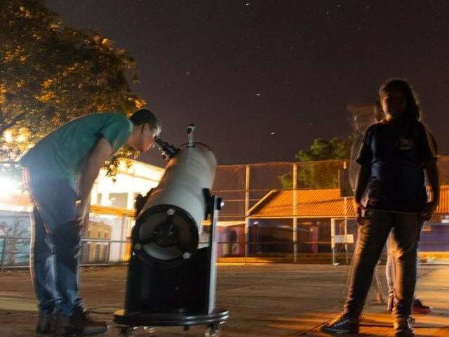 UFMS abre telesc&oacute;pios para observar J&uacute;piter, Marte e corpos celestes