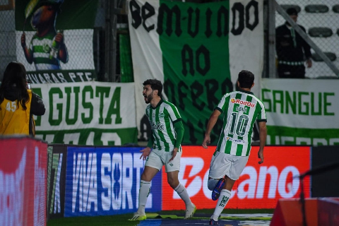 Juventude vence Vasco por 2 a 0 e respira na luta contra o rebaixamento