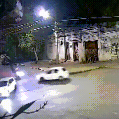 Convers&atilde;o irregular faz motociclista perder parte da panturrilha