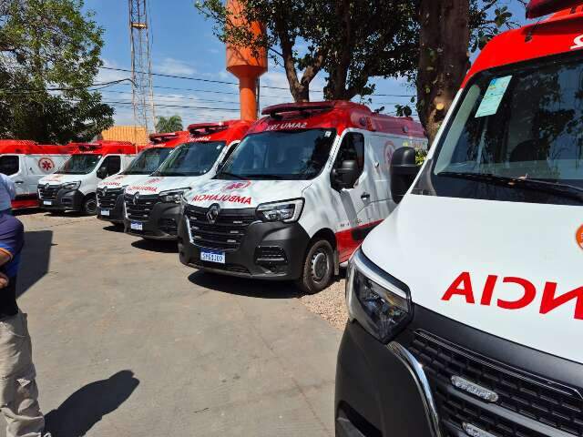 Prefeitura conclui reforma de complexo, mas n&atilde;o pode usar seis ambul&acirc;ncias