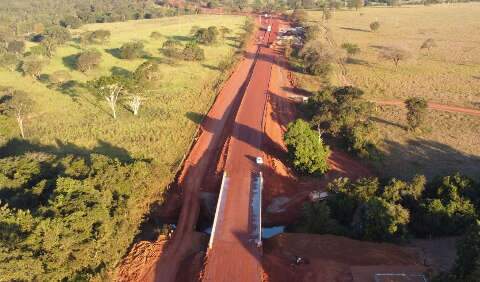 Sem disputa, construtora de SP leva contrato de R$ 276 mi para pavimentar 62 km