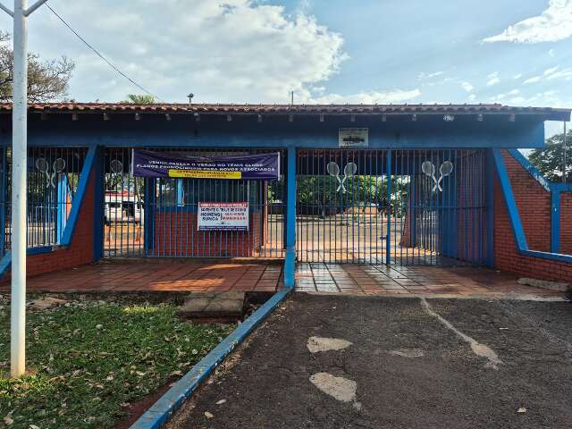 Depois de adolescente morrer afogado, clube &eacute; interditado por 15 dias