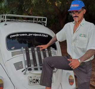 Inspirado no av&ocirc;, Maicon transforma a rotina de idosos em sucesso viral