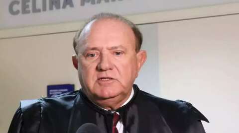 Conselheiro Osmar Jeronymo &eacute; autorizado a voltar ao cargo no TCE