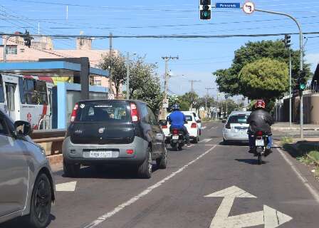 Posse de ve&iacute;culos cresce em MS, mas acidentes com motos disparam