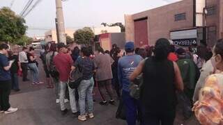 &Ocirc;nibus quebra logo cedo e passageiros cobram: &quot;Ainda querem aumentar a tarifa?&quot;