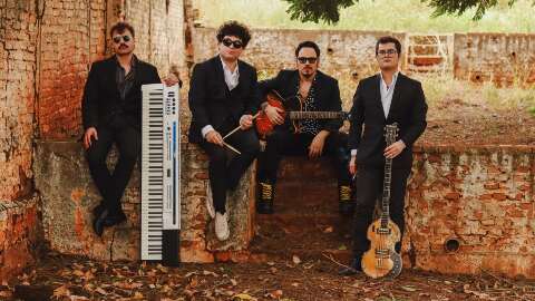 Coquetel Blue celebra 60 anos da Jovem Guarda com show especial