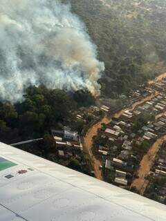 Com 50 chamados di&aacute;rios, bombeiros adotam aeronaves contra inc&ecirc;ndios urbanos