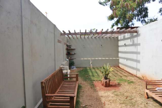 Depois do v&iacute;deo, visitamos a casa que o modelo reformou para m&atilde;e