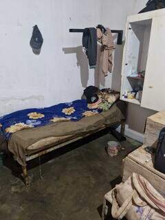 Homens são acolhidos após resgate de trabalho análogo à escravidão em fazenda Homens são acolhidos após resgate de trabalho análogo à escravidão em fazenda