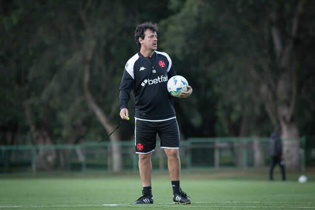 Brasileir&atilde;o tem 5 jogos neste domingo, destaque para Vasco x Corinthians