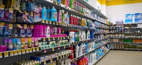 Anvisa atualiza regras para produtos de limpeza e refor&ccedil;a seguran&ccedil;a