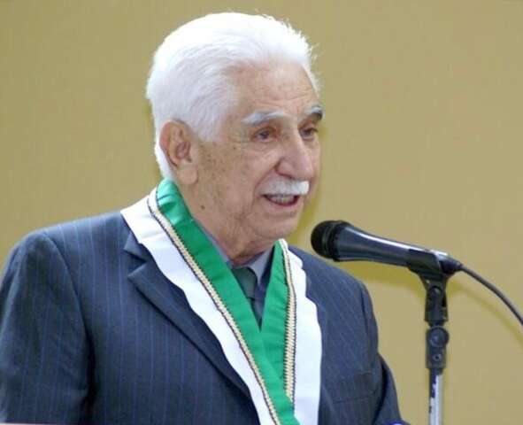 Roda Acad&ecirc;mica homenageia Ab&iacute;lio de Barros nesta quinta-feira