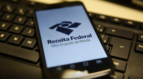 Maioria dos leitores pretende usar economia da isen&ccedil;&atilde;o do IR para pagar contas