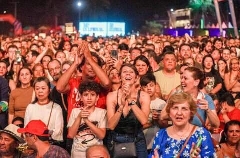 Festival de Inverno re&uacute;ne 120 mil pessoas em cinco dias