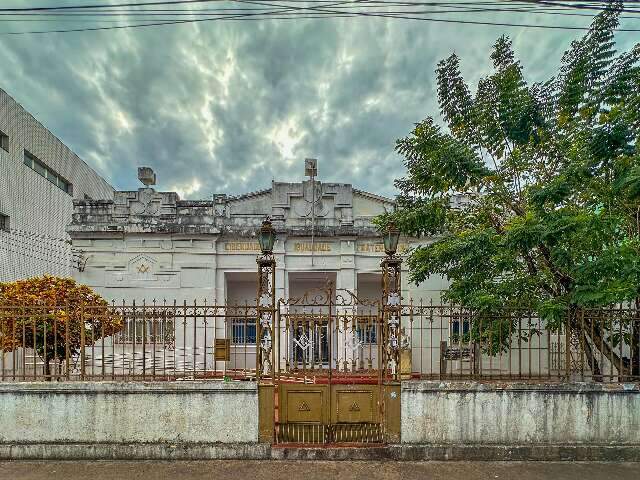 Pr&eacute;dio hist&oacute;rico na Cal&oacute;geras abrigou poder paralelo em Campo Grande