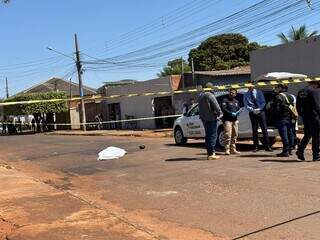 Homem de 32 anos &eacute; assassinado com 5 tiros no Jardim Tarum&atilde;