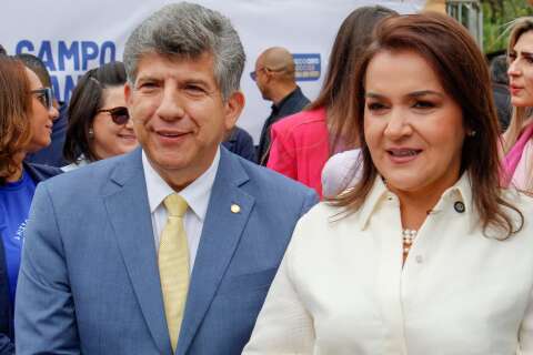 Deputados atendem Adriane e vereadores descem do palanque